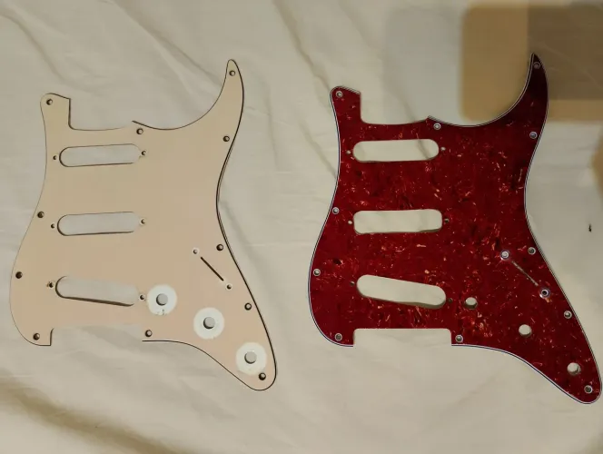 Escudos para Stratocaster Fender e Fleor