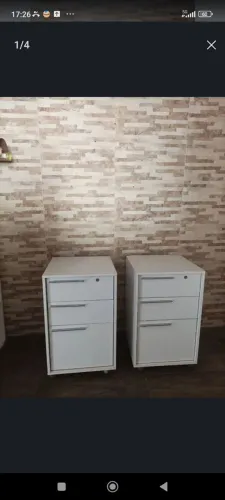 Gaveteiros e mesa de escritório