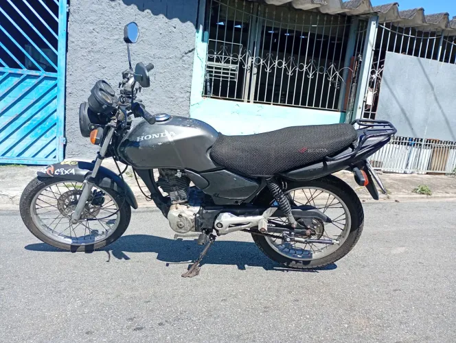 Moto CG 125 Fan - R$ 7000,00