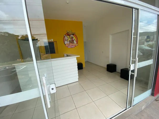 Vendo marmitaria funcionando e faturando 11/13 mil todo mês!