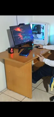 Mesa de computador 
