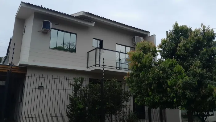 Sobrado acolhedor na Vila City.