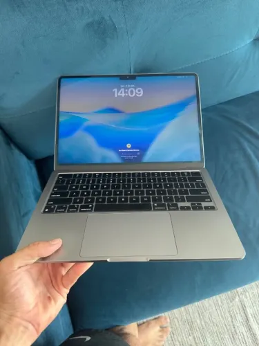 MacBook Air M3 13,6" 16GB RAM 256GB SSD