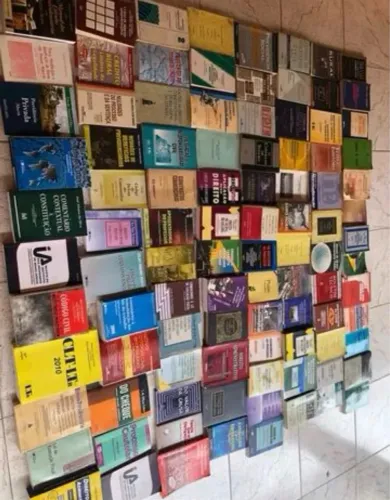 50 livros de Direito