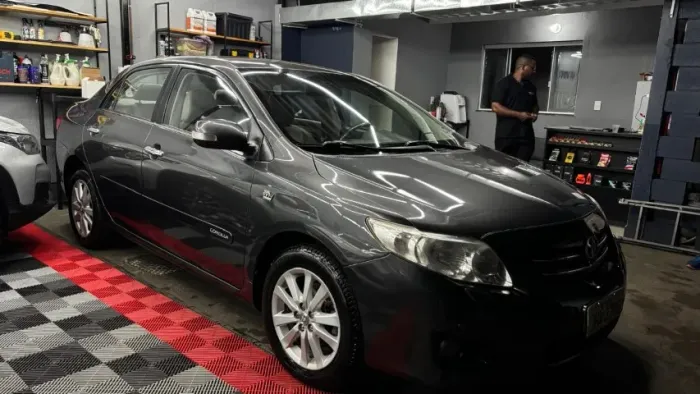 Toyota Corolla Altis 2.0 Flex 16V Aut. 2011