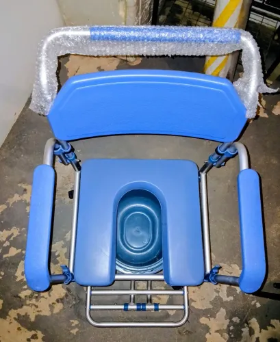 Cadeira de banho higienica para idosos 