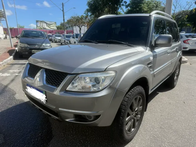 Mitsubishi Pajero TR4 2.0 Flex 16V 4X2 Aut. 2013