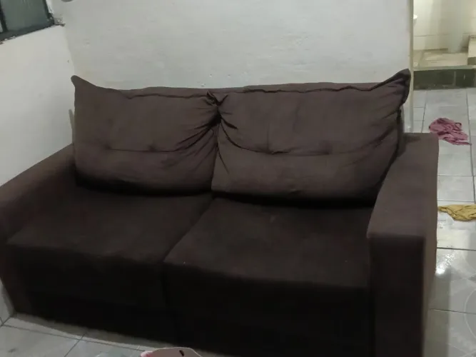 sofá retrátil marrom excelente estado barato