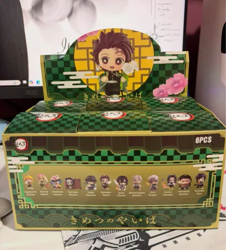Blind Box: Kimetsu no Yaiba Demon Slayer anime (Caixinha surpresa)