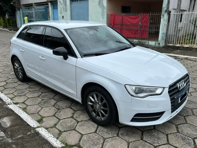 Audi A3 Sportback 1.4 TFSI S-tronic 2015
