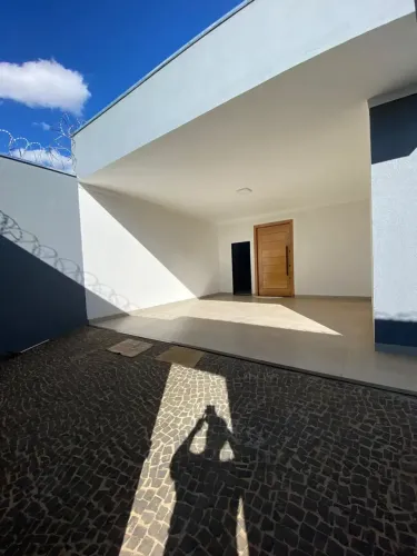 Imóvel para venda - Novo Mundo -180 metros quadrados com 3 quartos em Uberlândia - MG