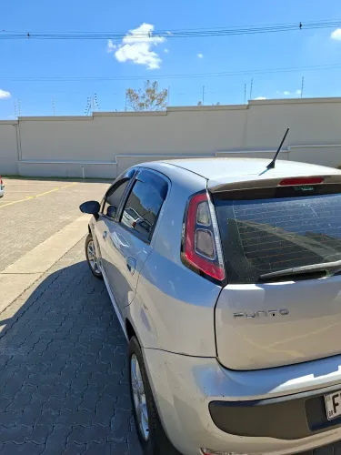 Fiat Punto Attractive Italia 1.4 F.flex 8V 5P 2015