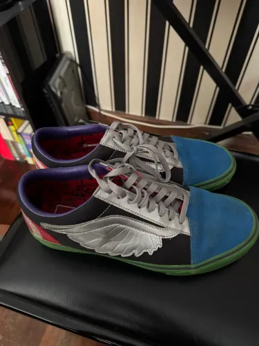 TÊNIS VANS X MARVEL OLD SKOOL 