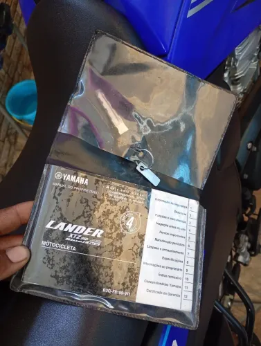 Moto nova de tudo, só pega e rodar tranquilo