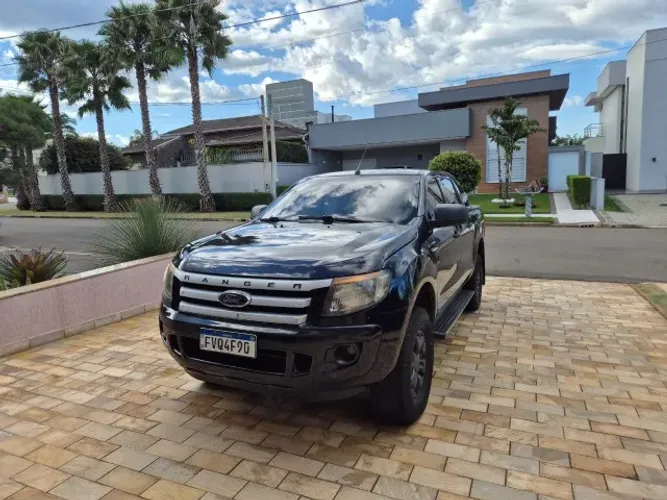 Ford Ranger XLS 2.5 16V 4X2 CD Flex 2015