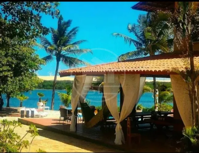 Casa para Venda em Fortim, Barra, 9 dormitórios, 9 suítes, 10 banheiros, 10 vagas
