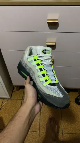 Air Max 95 neon tamanho 42