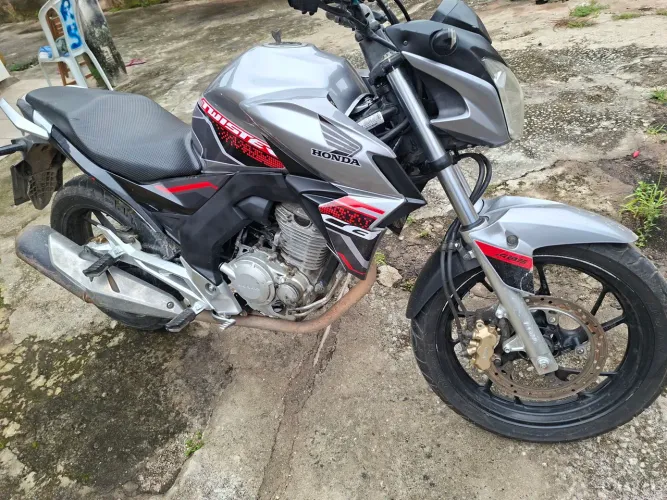 Cb 250f twister 2020