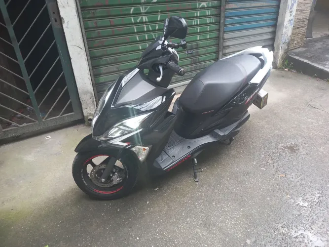 Vende se honda elite 