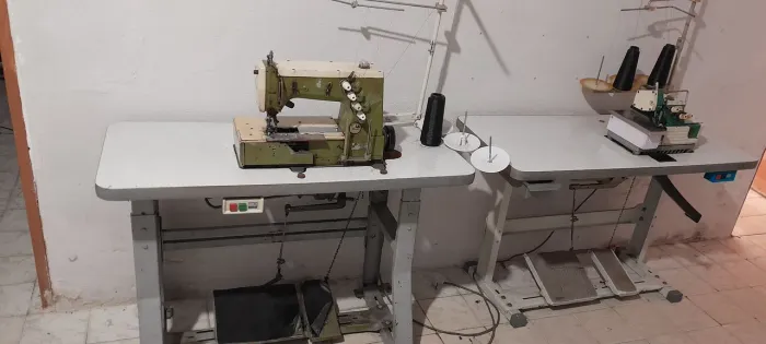 Máquina de costura Galoneira e Overlok Industrial