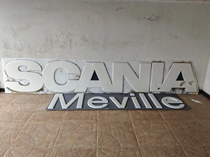 Placa antiga Scania