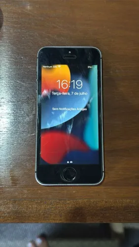 iPhone SE 64GB - Funcionando | iCloud Livre