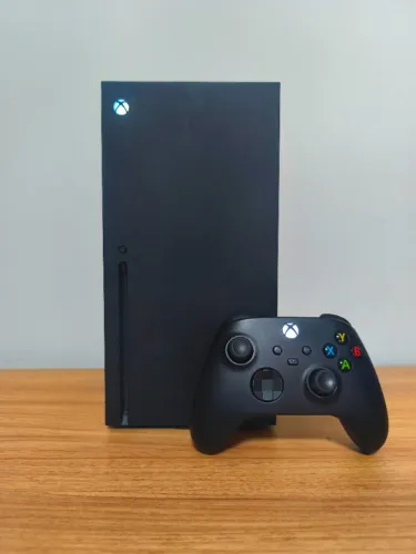? Xbox Series X 1TB - Novo + GTA V (História e Online) e Red Dead Redemption 2 Ultimate!!