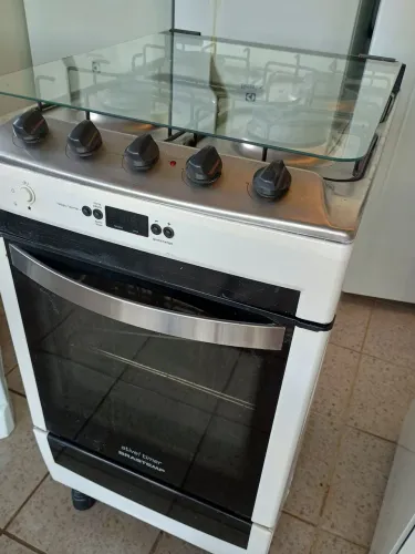 FOGÃO BRASTEMP COM PAINEL DIGITAL 
