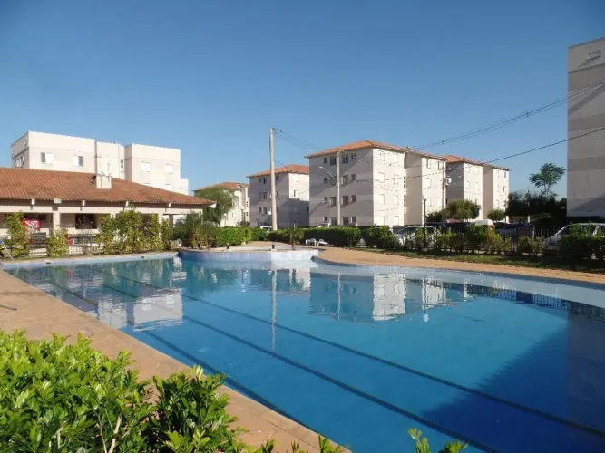 Apartamento com 2 dormitórios para alugar, 49 m² por R$ 1.716,91/mês - Jardim Santa Maria 