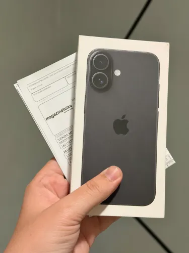 iPhone 16 128gb LACRADO 1 Ano de Garantia