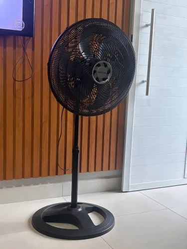 Ventilador de coluna 220v 