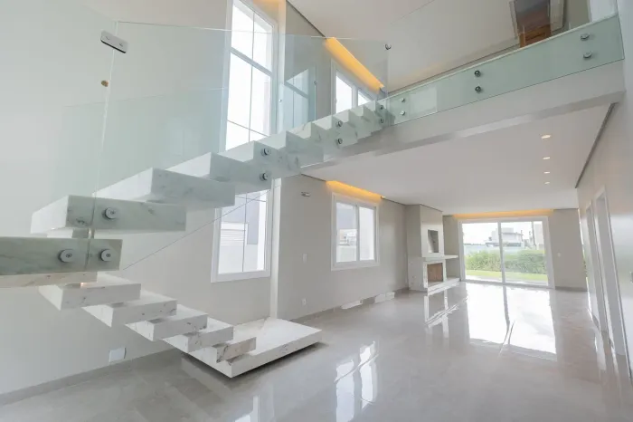 Casa à venda no Alphaville, Laranjal - 314 m², 4 quartos (sendo todos suítes), acabamentos