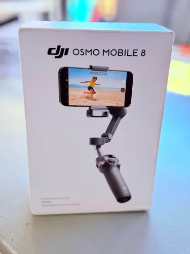 Estabilizador DJI Osmo Mobile 8 - Lacrado