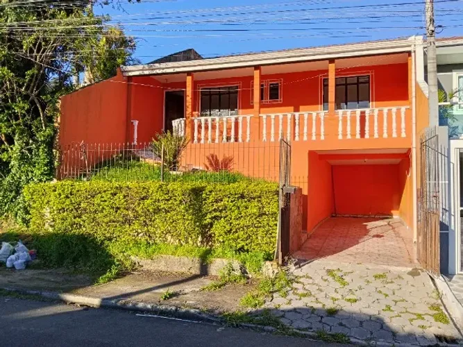 Casa com 3 quartos em Pinhais!