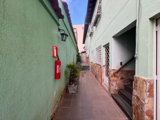 casa plana em condomínio 2 quartos, 2 banheiros