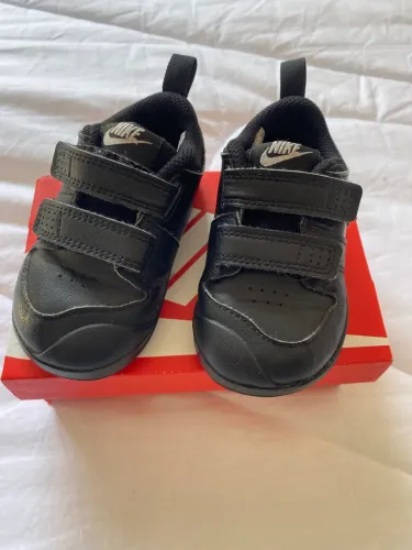 Tênis Nike 20