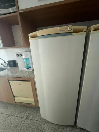 Geladeira Vertical Consul Slim