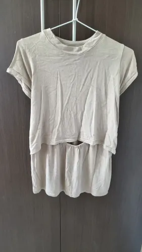 Blusa de amamentação tamanho G bege