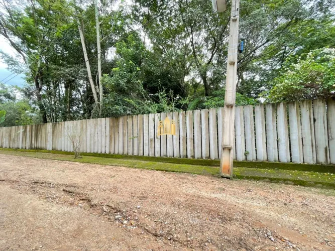 Terreno à venda em condomínio de luxo - 2.000 m² na cidade de Esmeraldas-MG, bairro Condom