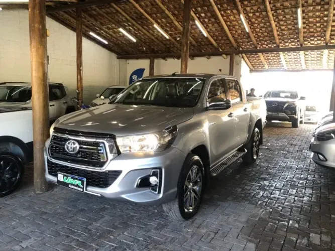 Toyota Hilux CD SRV 4X4 2.8 TDI Diesel Aut. 2020