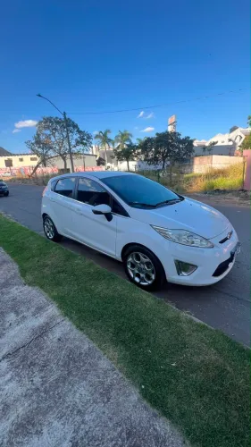 Ford Fiesta SE 1.6 16V Flex 5P 2013