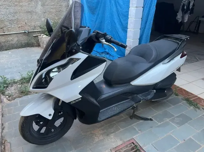 Kimco Downtown 300i - 2019- Venda ou Troca por carro somente 