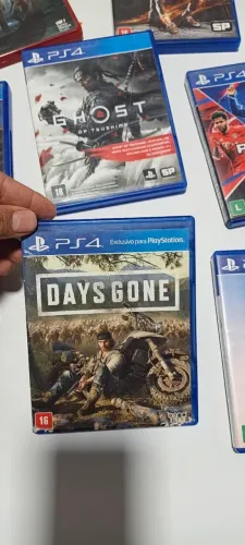 Jogos semi novos ps4