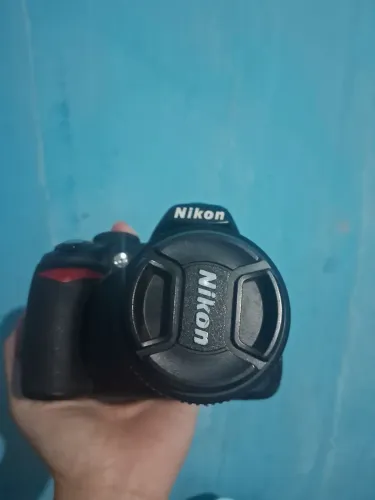 Vende - se Ninkon D3100