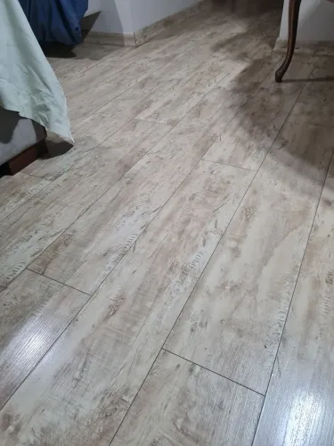 Piso laminado (click) *Usado