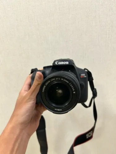 Canon Eos Rebel T100
