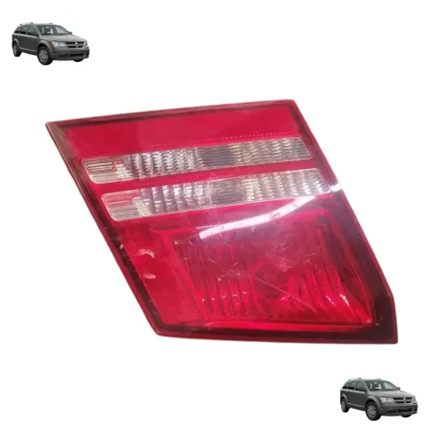 Lanterna Tampa Traseira Esquerda Dodge Journey Stx 2.7 08a13 Esquerdo/motorista