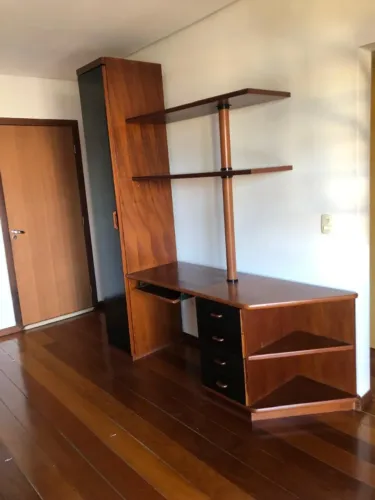 Estante para quarto ou Escritório