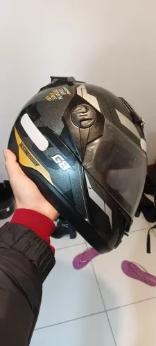 Capacete G8 tamanho 58 usado