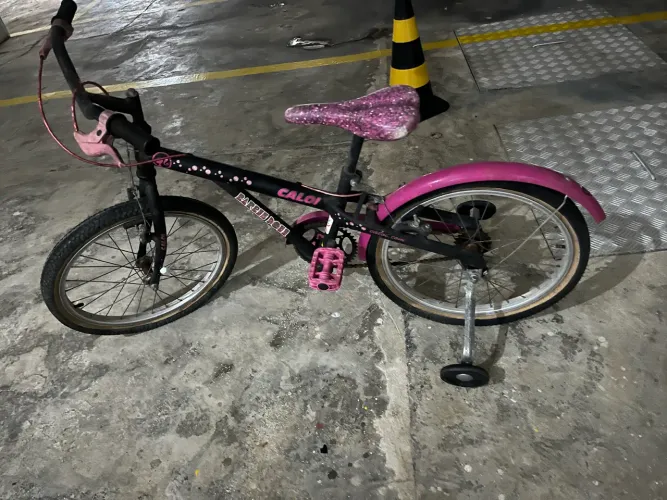 Bicicleta menina